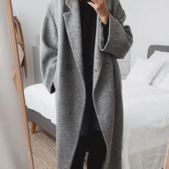Women's Classic Tailored Overcoat Double-Breasted Long Sleeve Structured Warm Outerwear