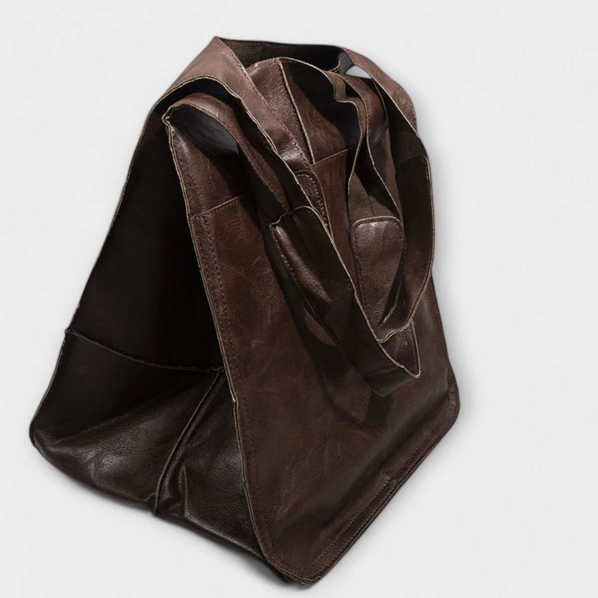 Women's Oversized Weekend Bag Spacious Travel Tote Stylish Versatile Everyday