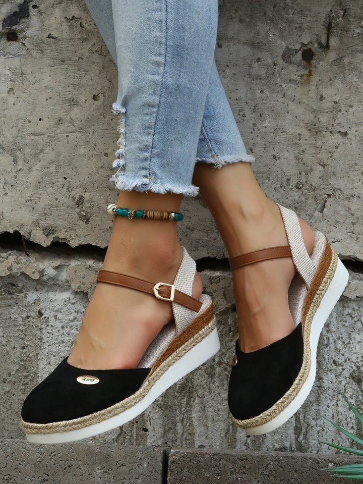 Women’s Stylish Woven Cushioned Sandals | Casual Footwear