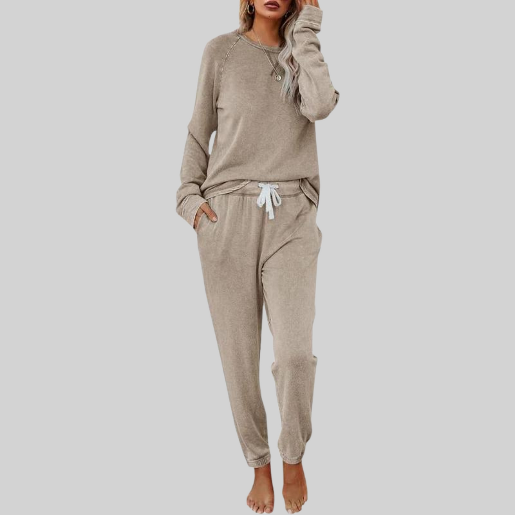 Women's Long Sleeve Top Sweatpants Lounge Set Outfit for Work Brunch Casual Days and Everyday Wear