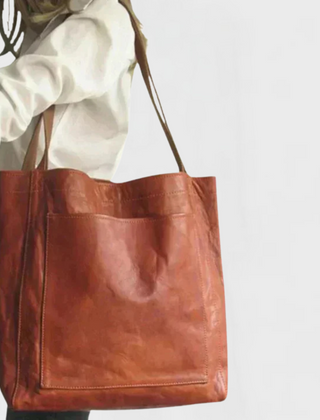 Women's Chic Crossbody Bag Stylish Design Versatile Everyday Accessory