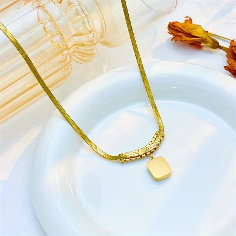 Women's Gold Emerald Necklace Statement Jewellery Jewelry Gift for Women Weddings Parties Prom and Everyday Wear