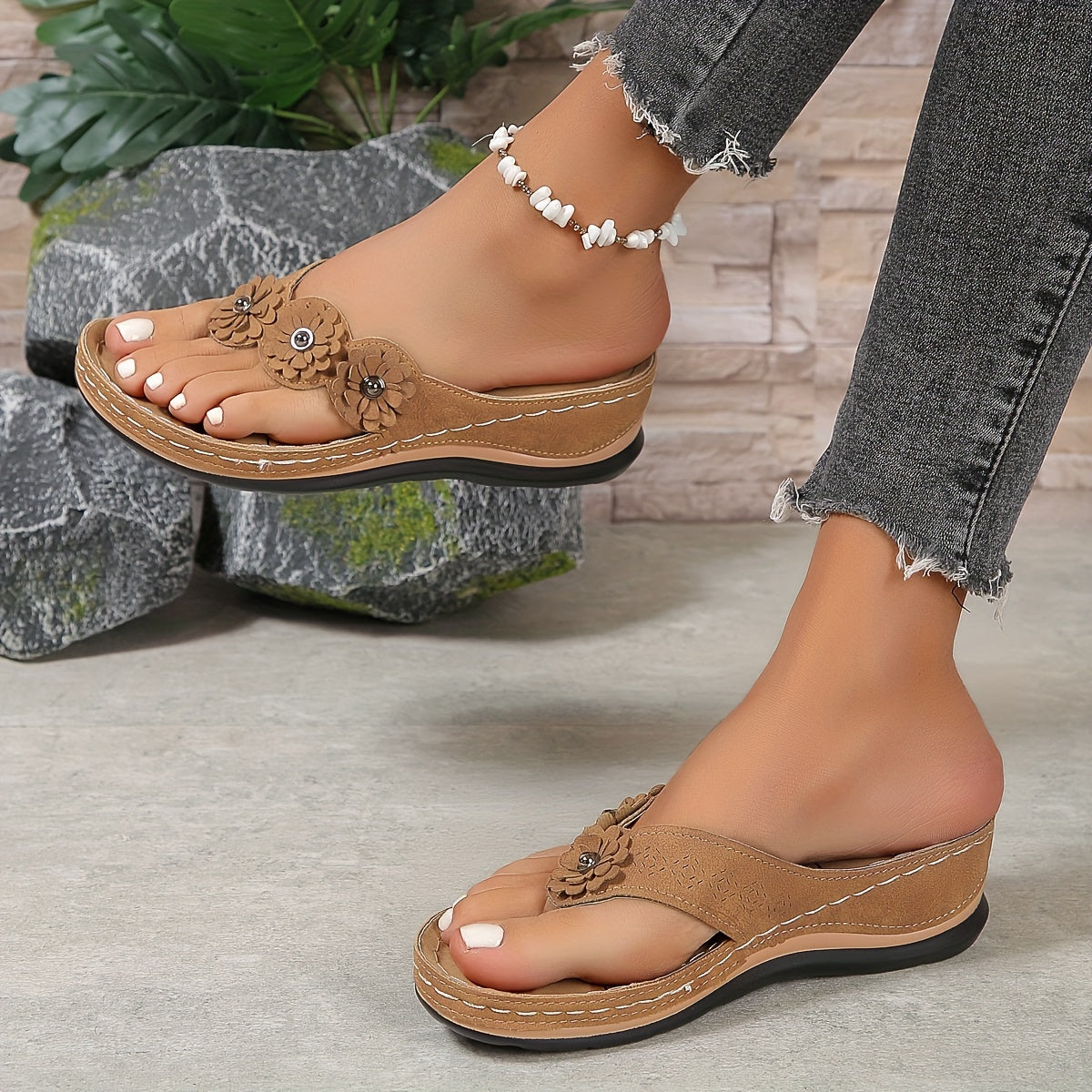 Women's Slip-On Casual Footwear Sandals Footwear for Summer Holidays Weddings Parties and Everyday Wear
