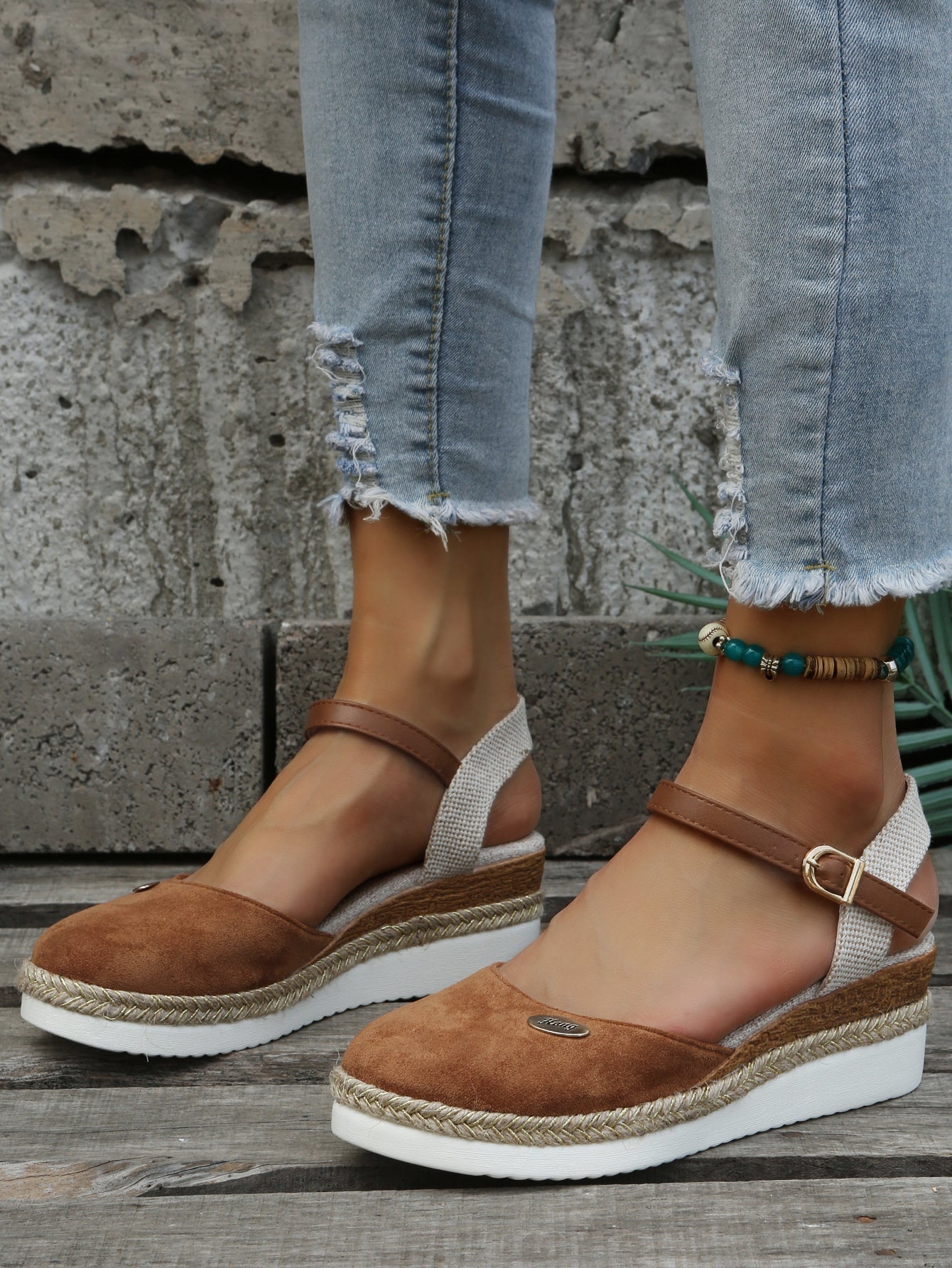 Women's Woven Cushioned Casual Footwear Sandals Footwear for Summer Holidays Weddings Parties and Everyday Wear