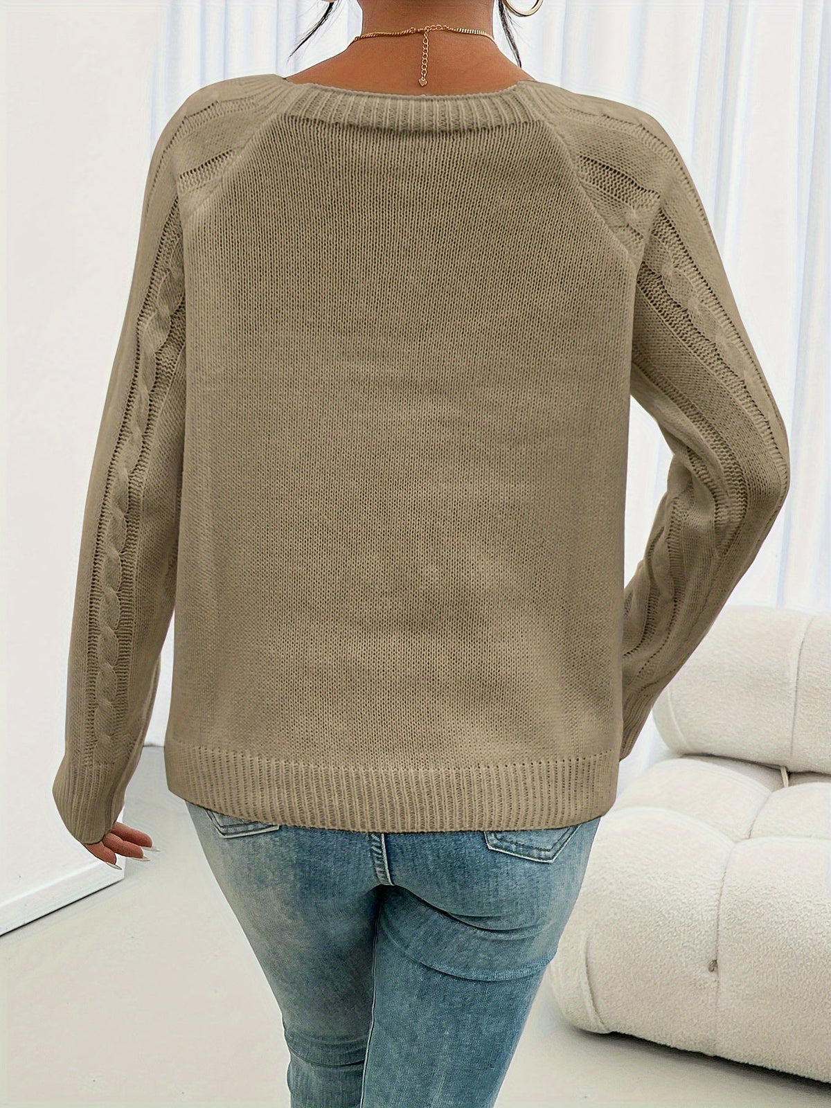 Women's Elegant Cable Knit Sweater Crewneck Long Sleeve Button Detail Stylish