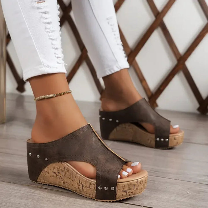 Women’s Stylish Cushioned Sandals | Casual Comfort