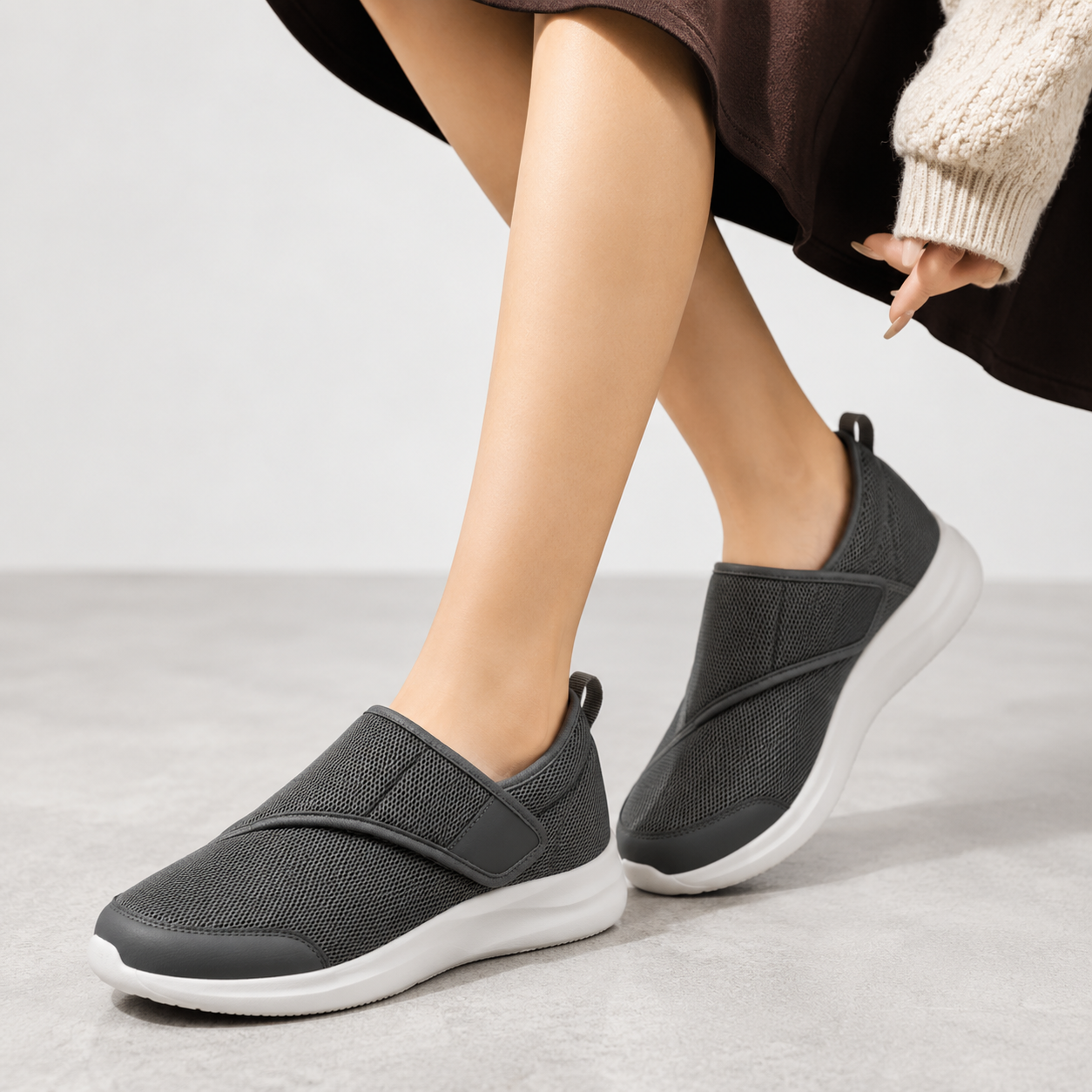 Women's Extra Wide Walking Shoes Cushioned Supportive Fit Everyday Casual