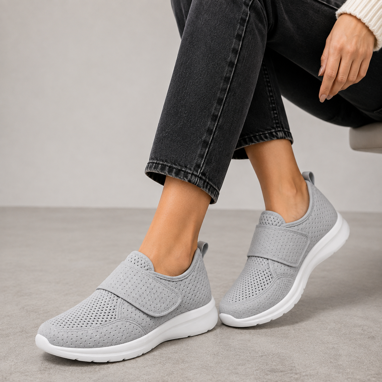 Women's Extra Wide Walking Shoes Cushioned Supportive Fit Everyday Casual