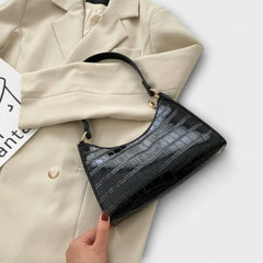 Women's Stylish Crossbody Bag Sleek Design Versatile Everyday Use