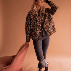 Women's Vintage-Inspired Button Front Leopard Print Fleece Jacket Casual Layering