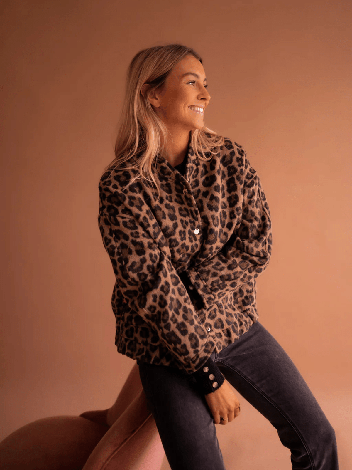 Women's Vintage-Inspired Button Front Leopard Print Fleece Jacket Casual Layering