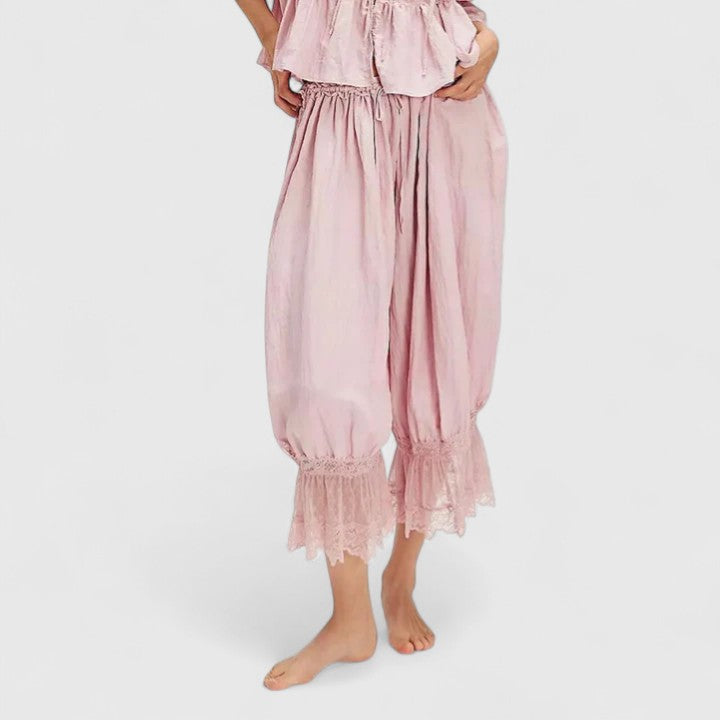 Women's Relaxed Trousers Pants Outfit for Work Casual Days Holidays and Everyday Wear