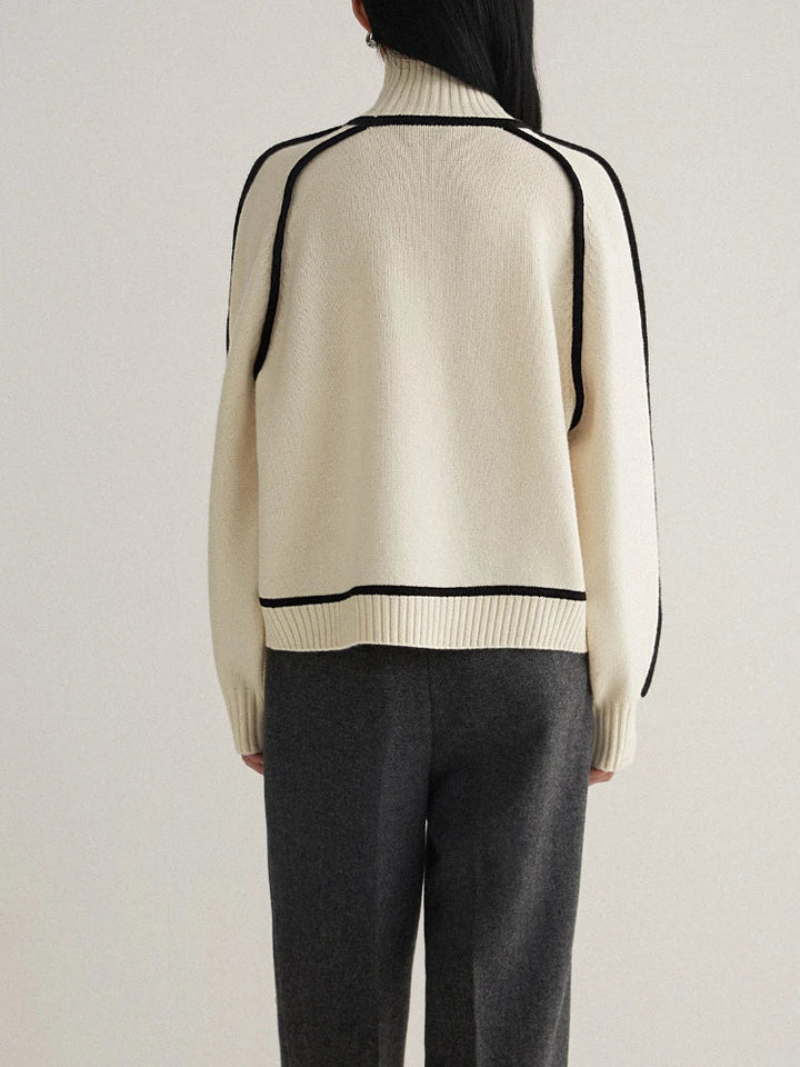 Women’s Cozy Chic Sweater | Soft and Stylish