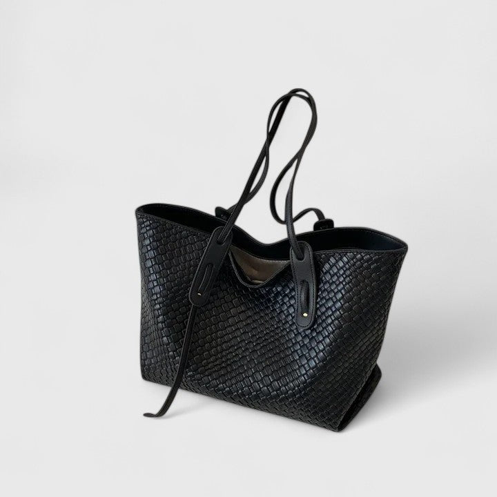 Women's Elegant Tote Bag Chic Design Versatile Everyday Use Spacious