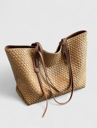 Women's Elegant Tote Bag Chic Design Versatile Everyday Use Spacious