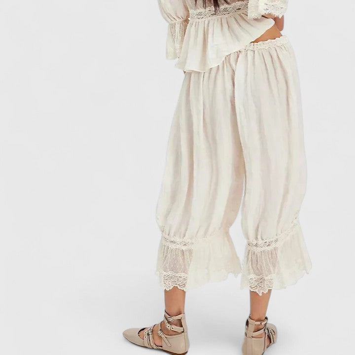 Women's Relaxed Trousers Pants Outfit for Work Casual Days Holidays and Everyday Wear