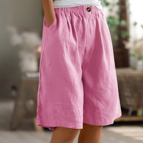 Women's Relaxed Fit Casual Shorts Outfit for Work Casual Days Holidays and Everyday Wear
