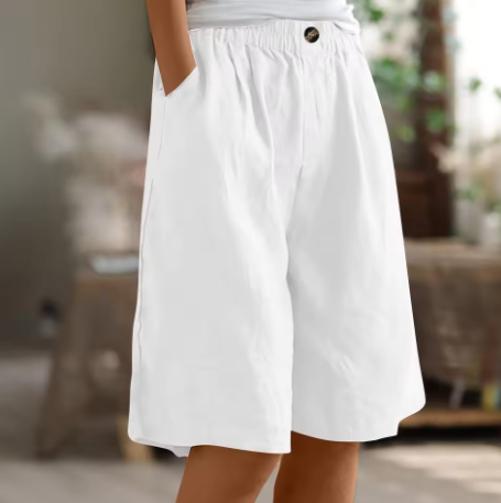 Women's Relaxed Fit Casual Shorts Outfit for Work Casual Days Holidays and Everyday Wear