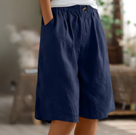 Women's Relaxed Fit Casual Shorts Outfit for Work Casual Days Holidays and Everyday Wear