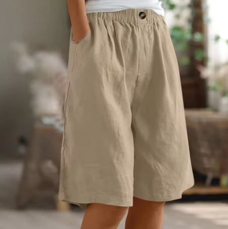Women's Relaxed Fit Casual Shorts Outfit for Work Casual Days Holidays and Everyday Wear