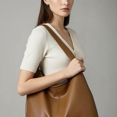 Women's Classic Tote Bag Stylish Design Large Inner Pocket Everyday Use
