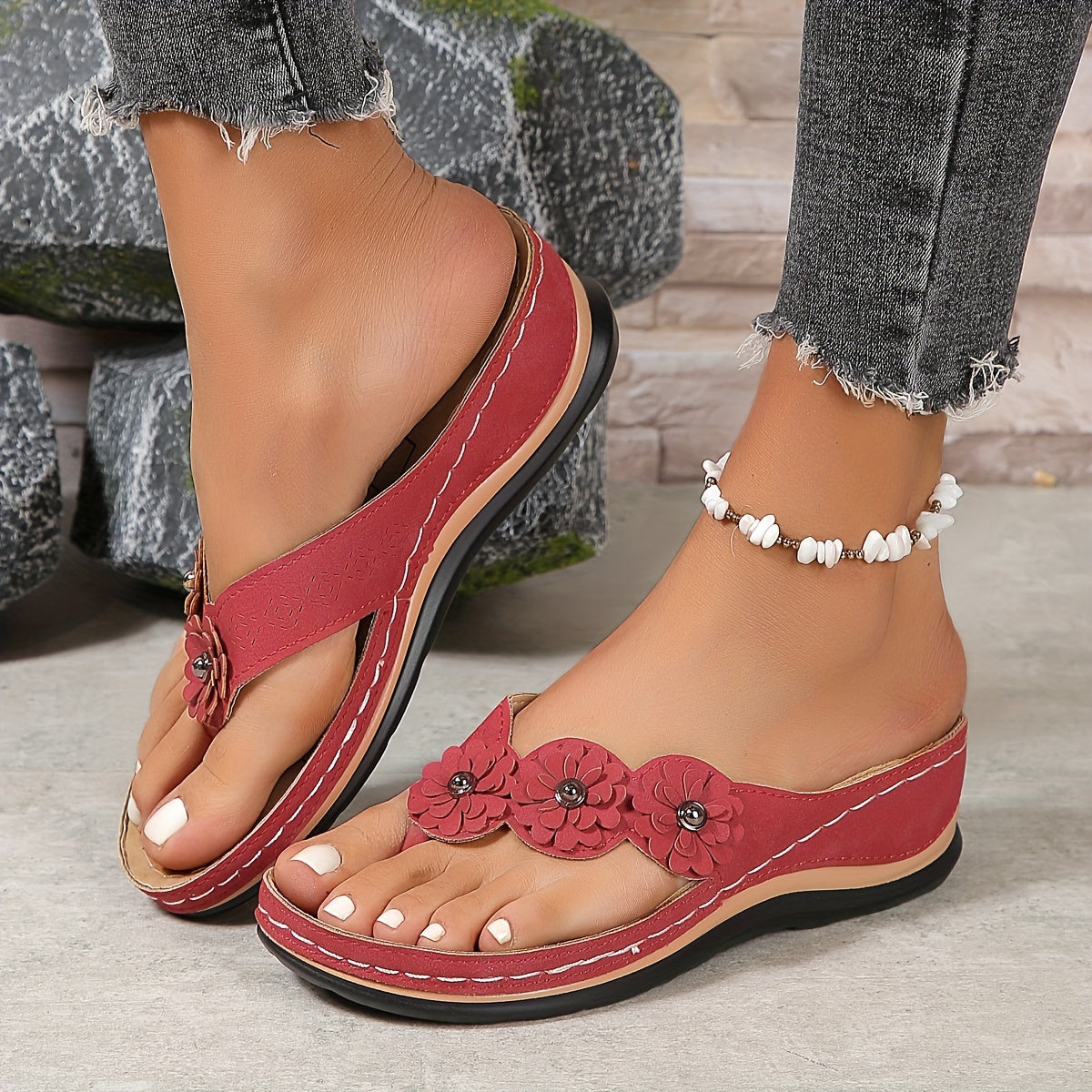Women's Slip-On Casual Footwear Sandals Footwear for Summer Holidays Weddings Parties and Everyday Wear