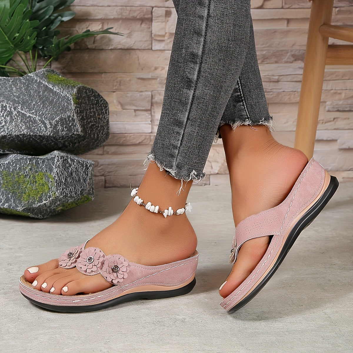 Women's Slip-On Casual Footwear Sandals Footwear for Summer Holidays Weddings Parties and Everyday Wear