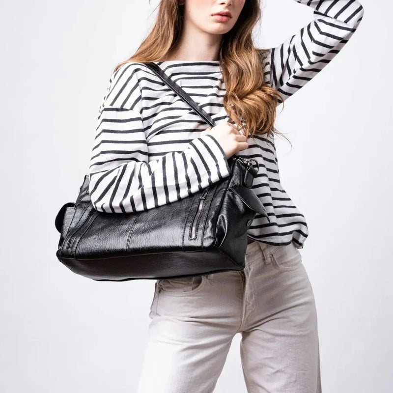 Women's Spacious Shoulder Bag Elegant Design Versatile Everyday Tote
