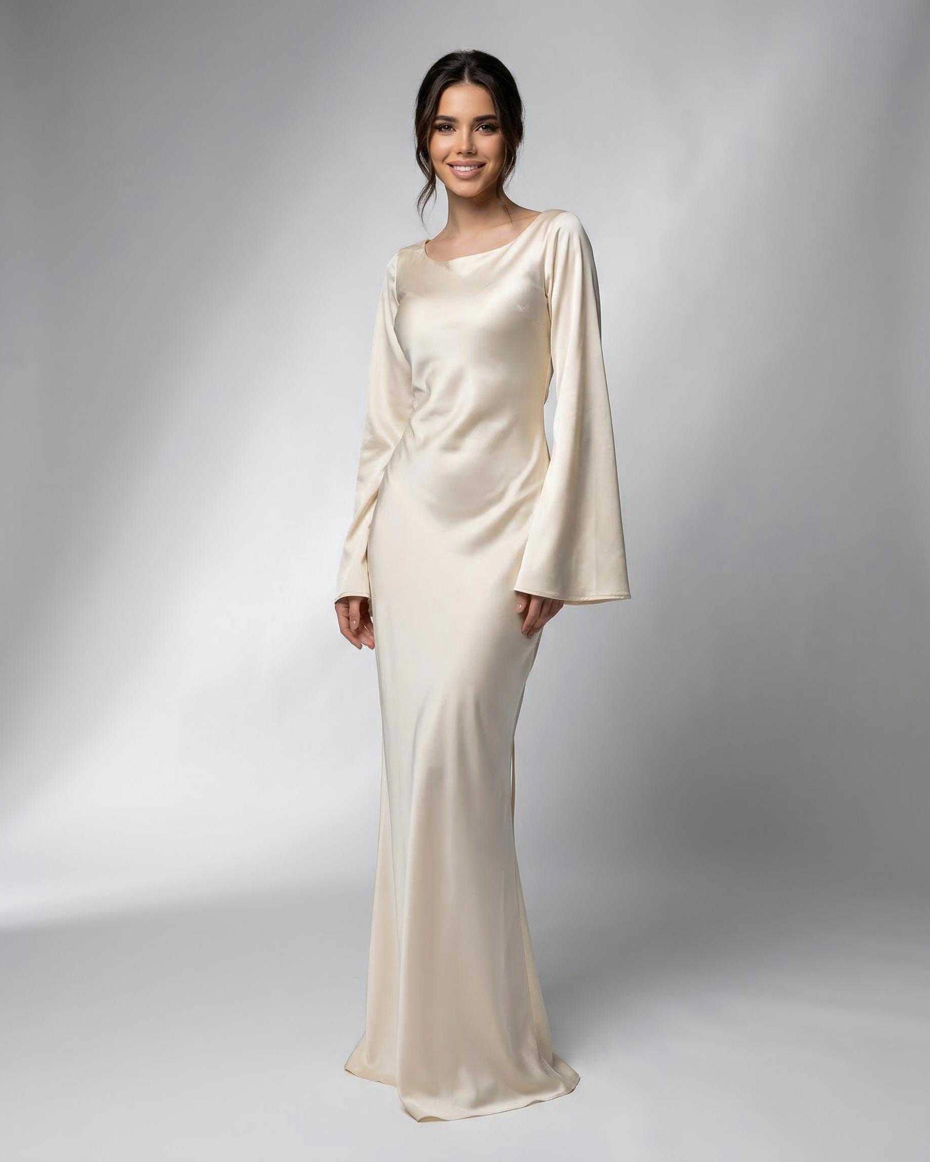 Women's Flowing Maxi Dress Outfit for Summer Holidays Weddings Parties and Everyday Wear