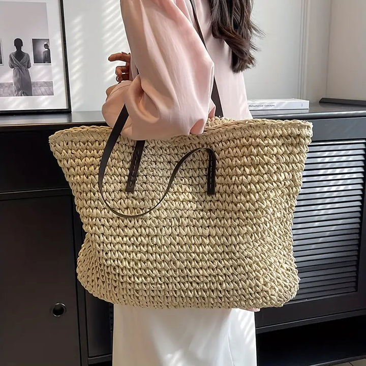 Women’s Stylish Straw Beach Tote Bag | Chic