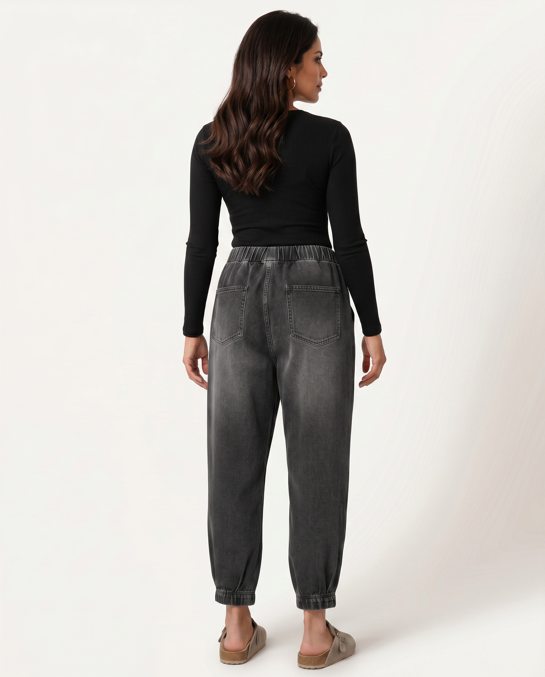 Women's Tapered Elastic Waist Casual Jeans Outfit for Work Casual Days Holidays and Everyday Wear