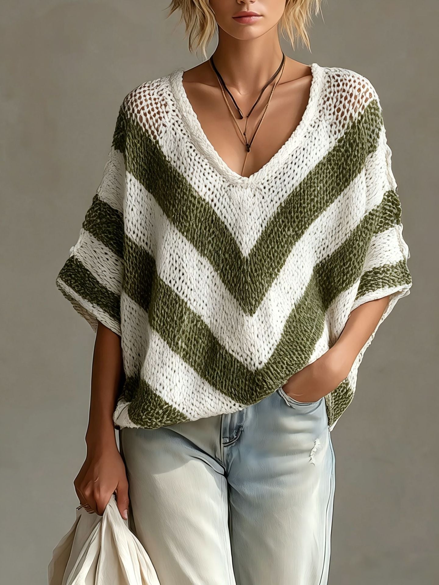 Women's Colour-Blocked V-Neck Pullover Loose-Knit Sweater Knitwear for Autumn Winter Layering Cosy Days and Everyday Wear