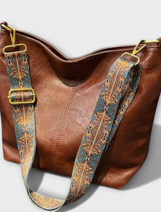 Women's Shoulder Bag Stylish Design Unique Strap Versatile Everyday Use