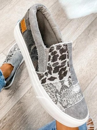 Women's Casual Slip-Ons Outfit for Weddings Parties Holidays Occasions and Everyday Wear