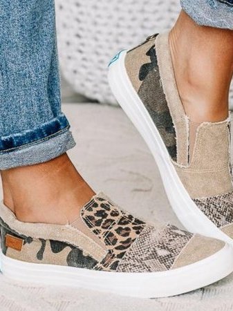 Women's Casual Slip-Ons Outfit for Weddings Parties Holidays Occasions and Everyday Wear