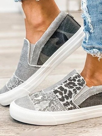 Women's Casual Slip-Ons Outfit for Weddings Parties Holidays Occasions and Everyday Wear