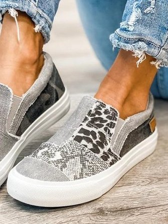 Women's Casual Slip-Ons Outfit for Weddings Parties Holidays Occasions and Everyday Wear