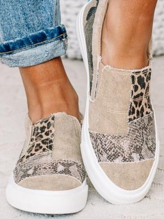 Women's Casual Slip-Ons Outfit for Weddings Parties Holidays Occasions and Everyday Wear