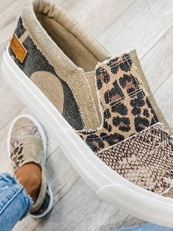 Women's Casual Slip-Ons Outfit for Weddings Parties Holidays Occasions and Everyday Wear