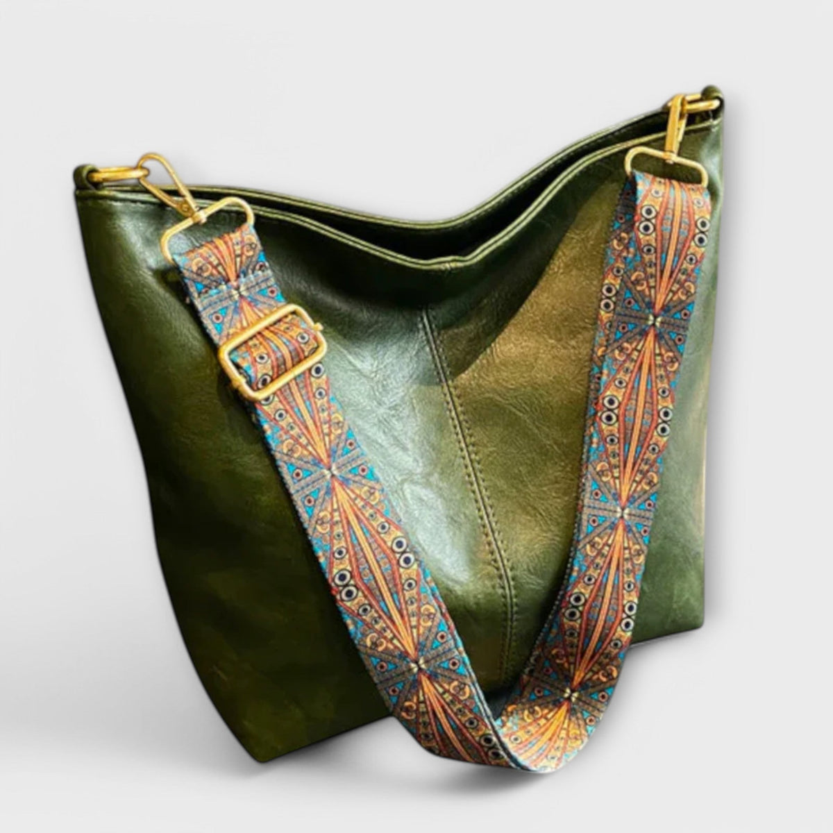Women's Shoulder Bag Stylish Design Unique Strap Versatile Everyday Use