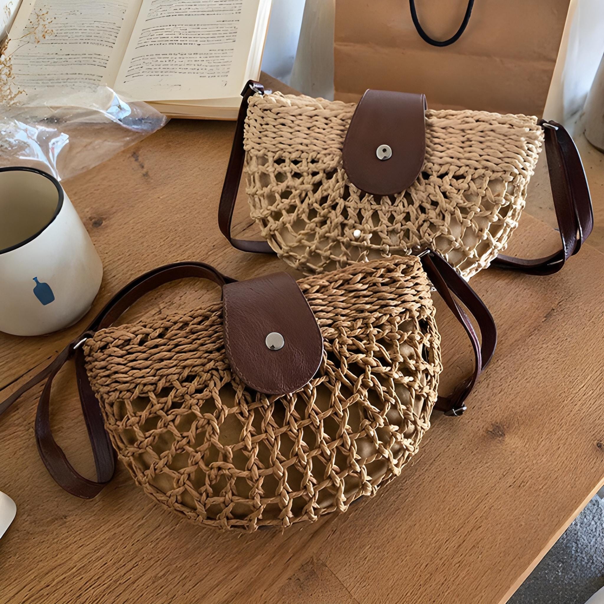 Women's Casual Woven Shoulder Bag Purse Summer Crossbody for Work Travel Holidays Shopping Commutes and Everyday Use