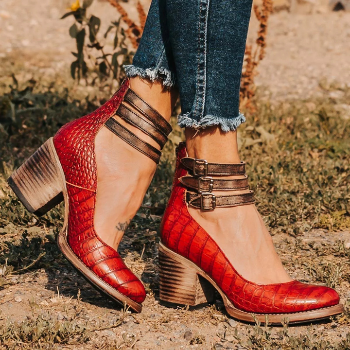 Women’s Chic Casual Sandals | Trendy Design