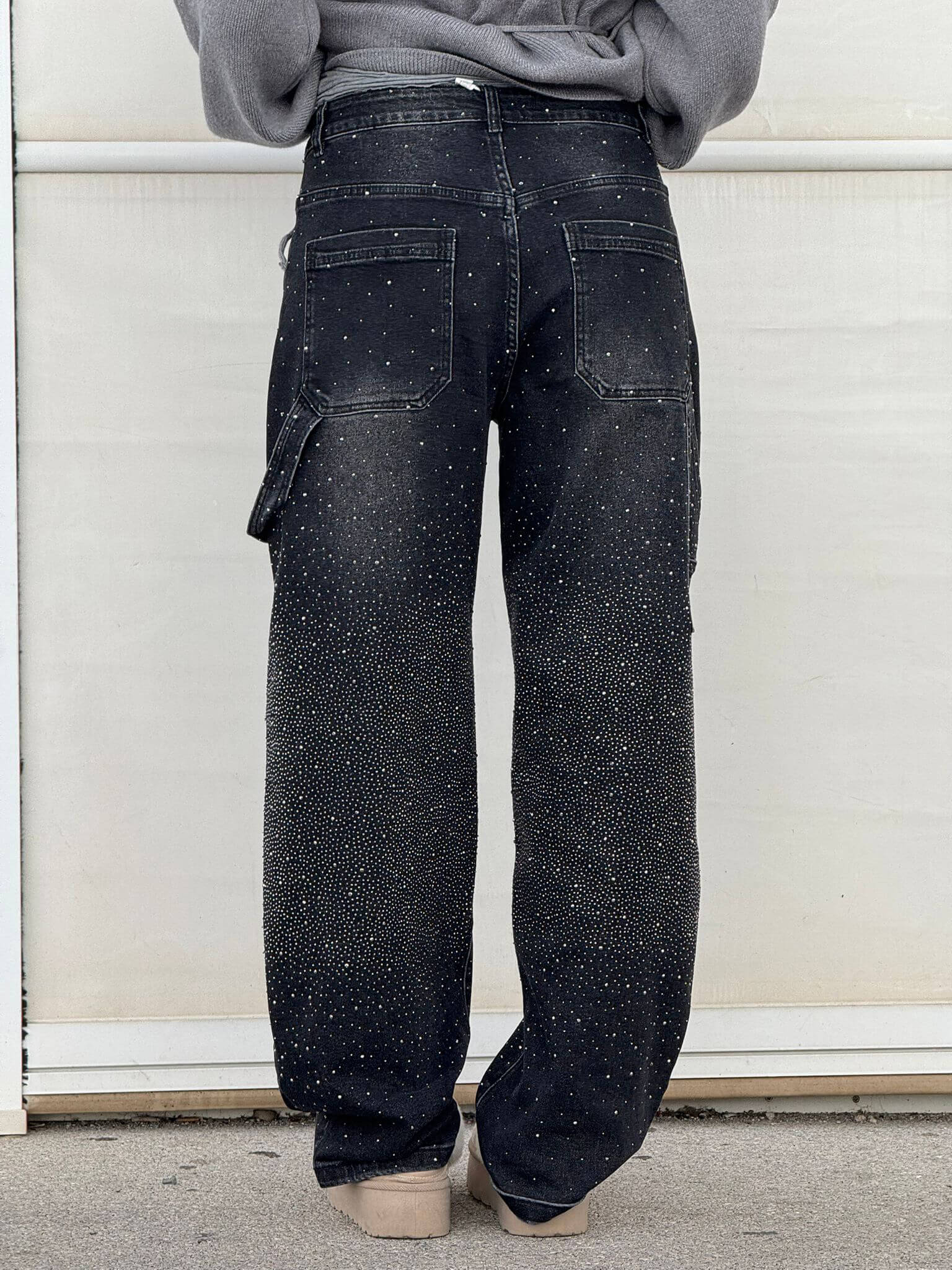 Women's High-Waisted Straight Leg Vintage Denim Jeans Outfit for Work Casual Days Holidays and Everyday Wear