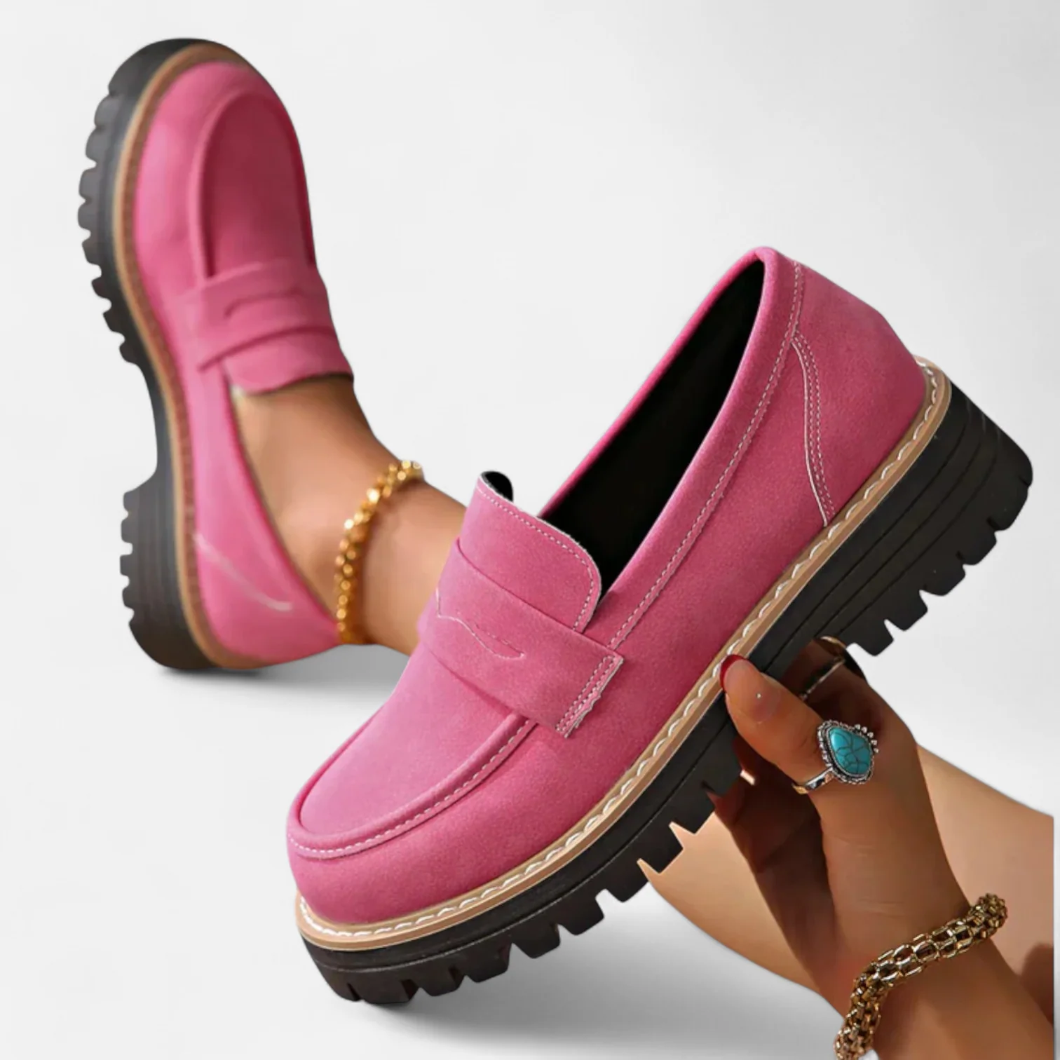 Women's Stylish Heeled Loafers Classic Design Chic Everyday Footwear