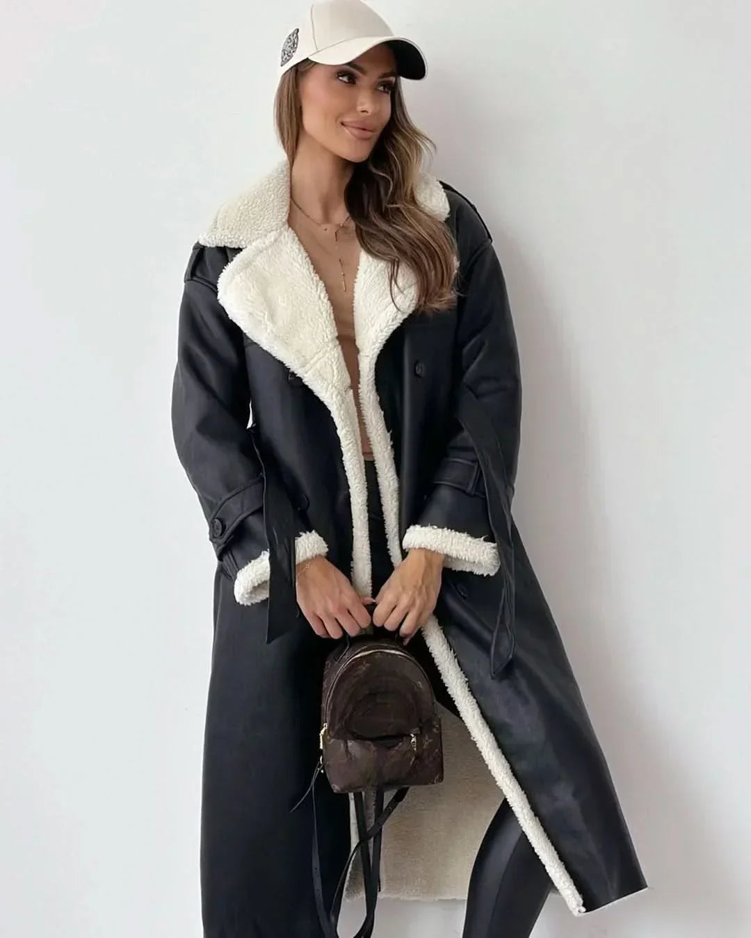 Women's Stylish Double-Breasted Trench Coat Classic Fit Long Sleeve Chic Everyday