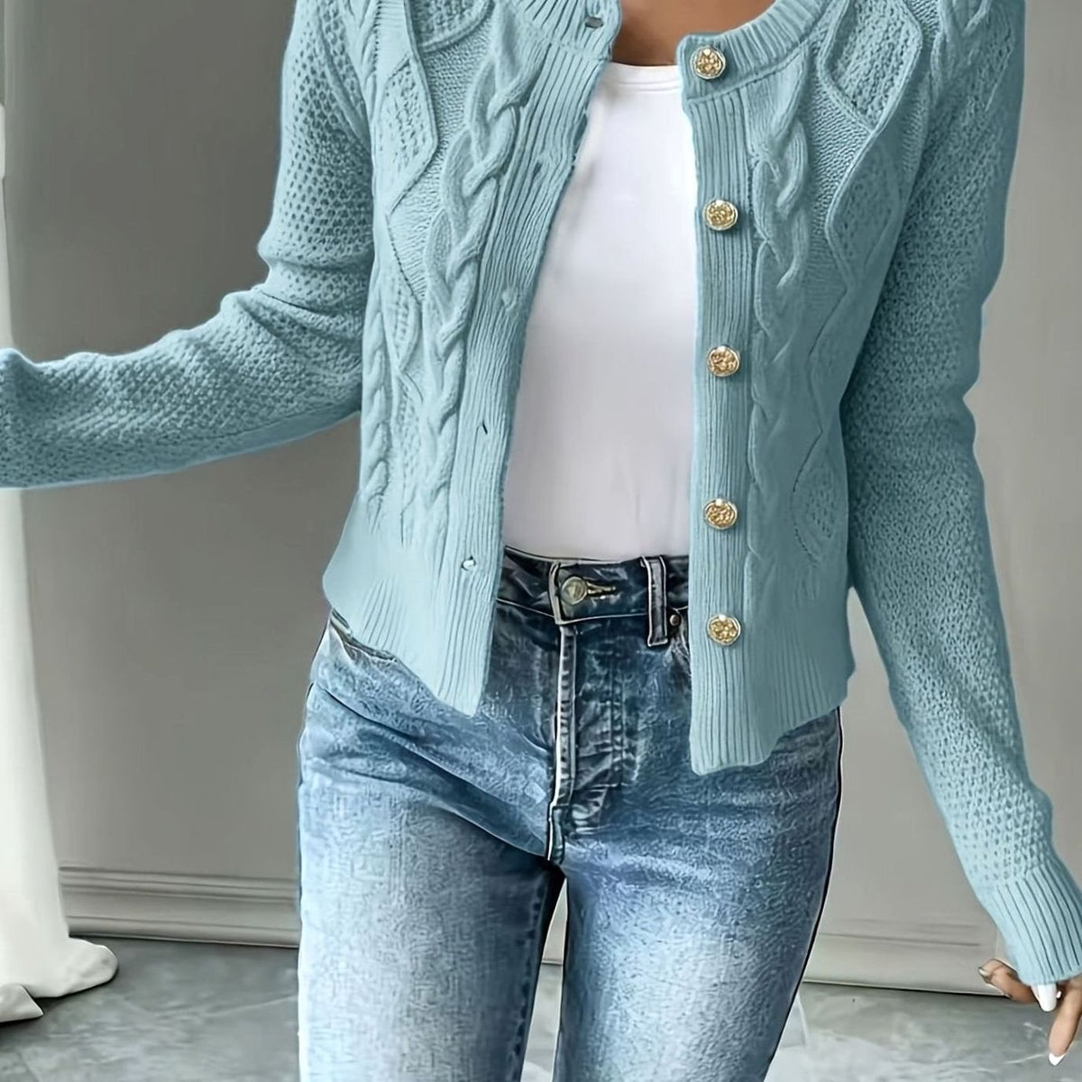 Women's Cropped Cardigan Cable-Knit Button-Front Long Sleeve Casual Layering
