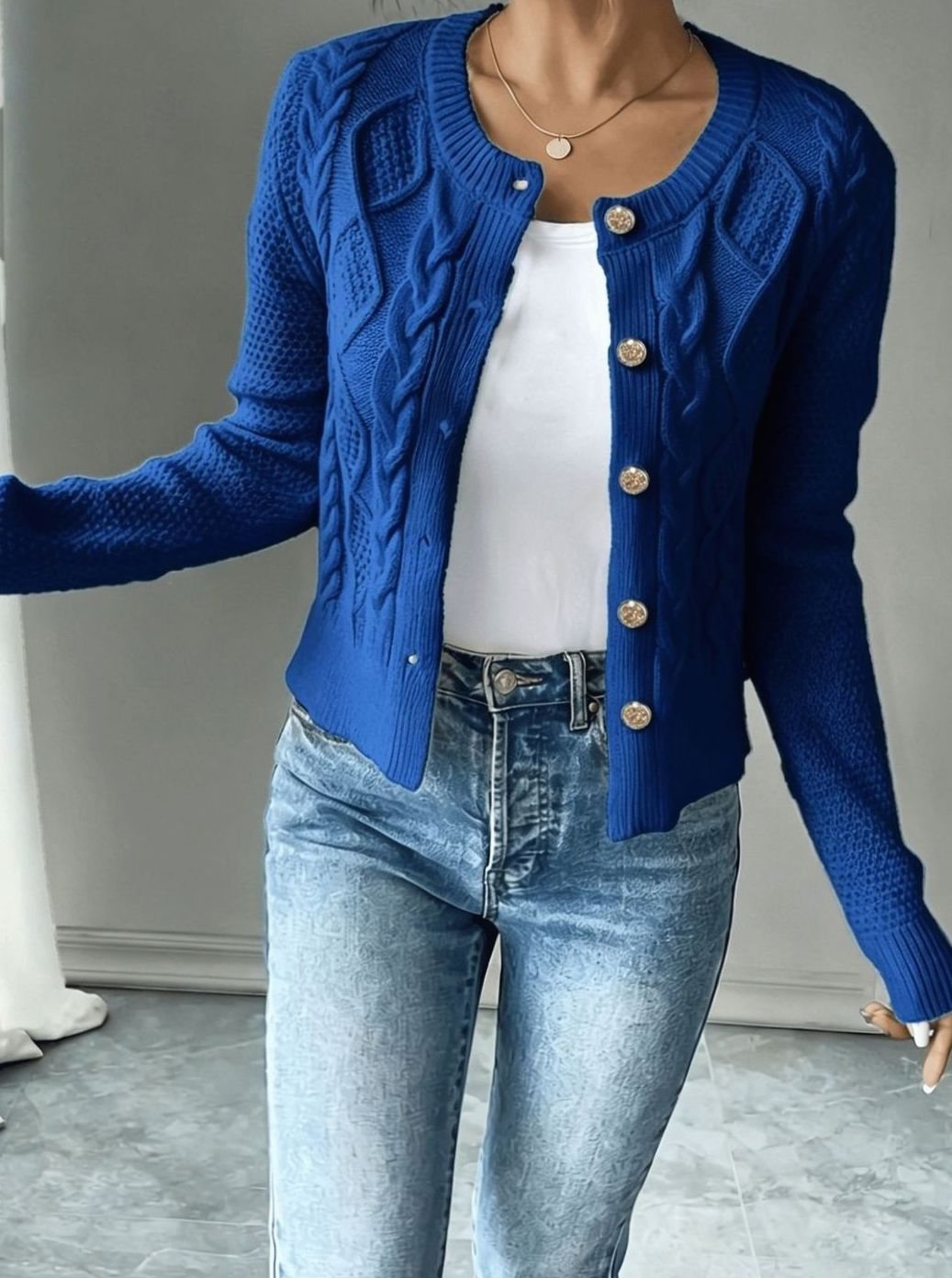 Women's Cropped Cardigan Cable-Knit Button-Front Long Sleeve Casual Layering