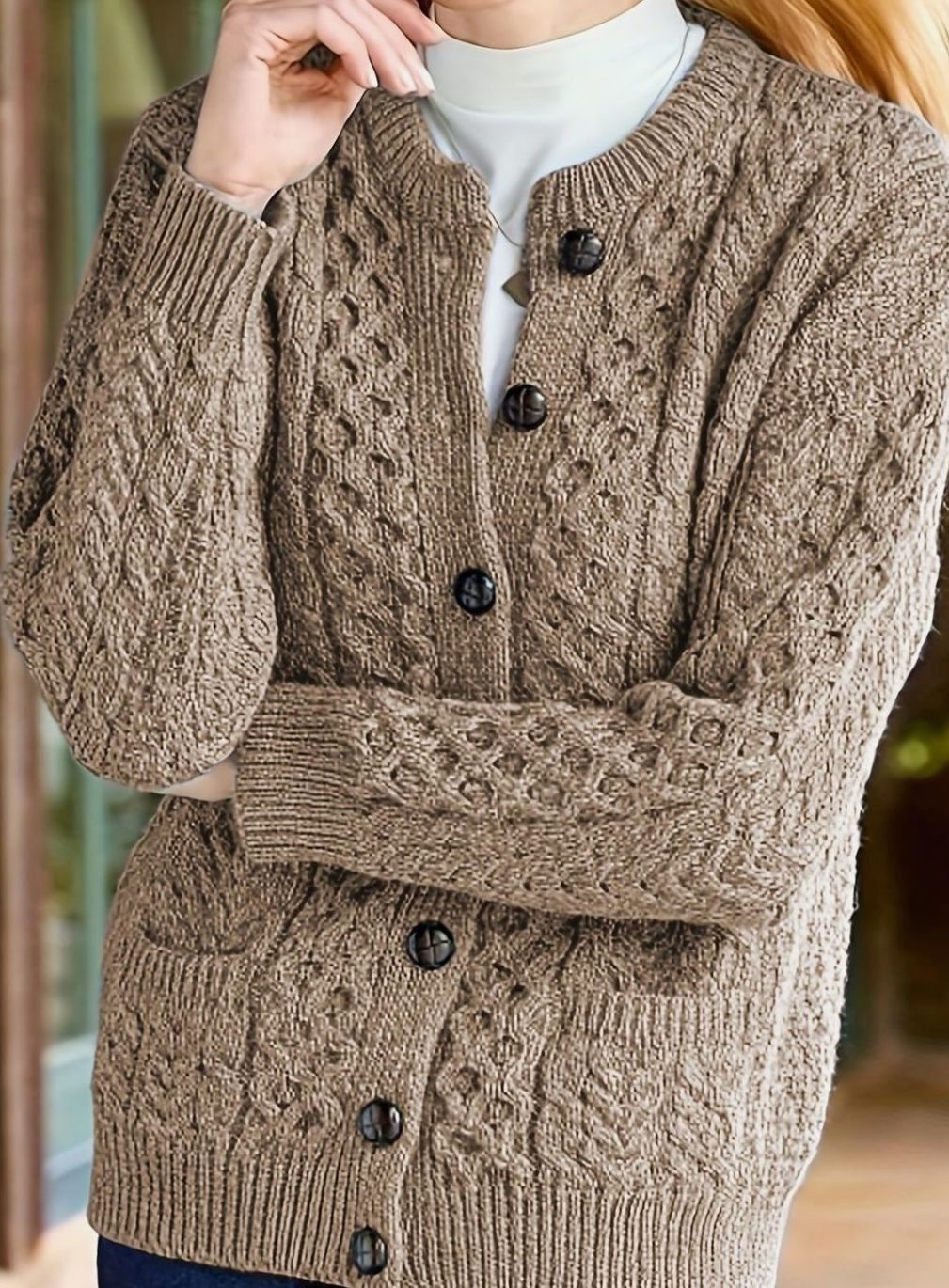 Women's Relaxed Cardigan Sweater Cable-Knit Button-Front Cozy Layering