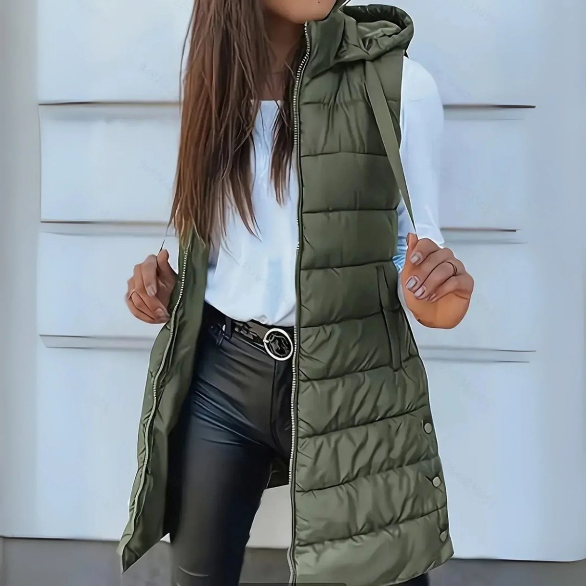 Women's Hooded Sleeveless Puffer Vest Lightweight Layering Stylish Casual