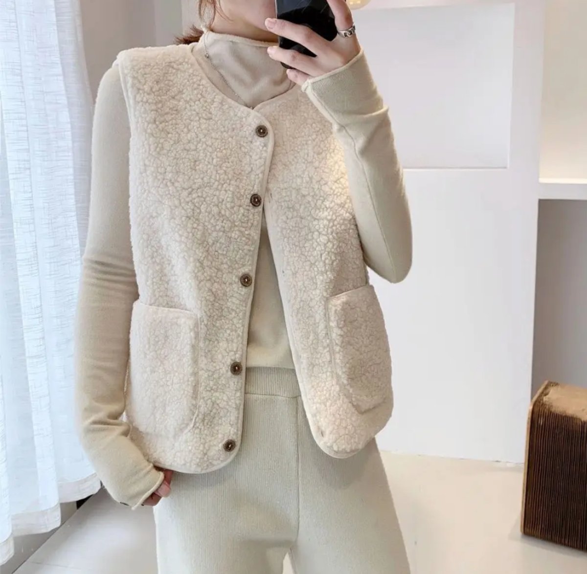 Women's Puffer Vest Button-Front Sherpa Fleece Layered Casual Outerwear